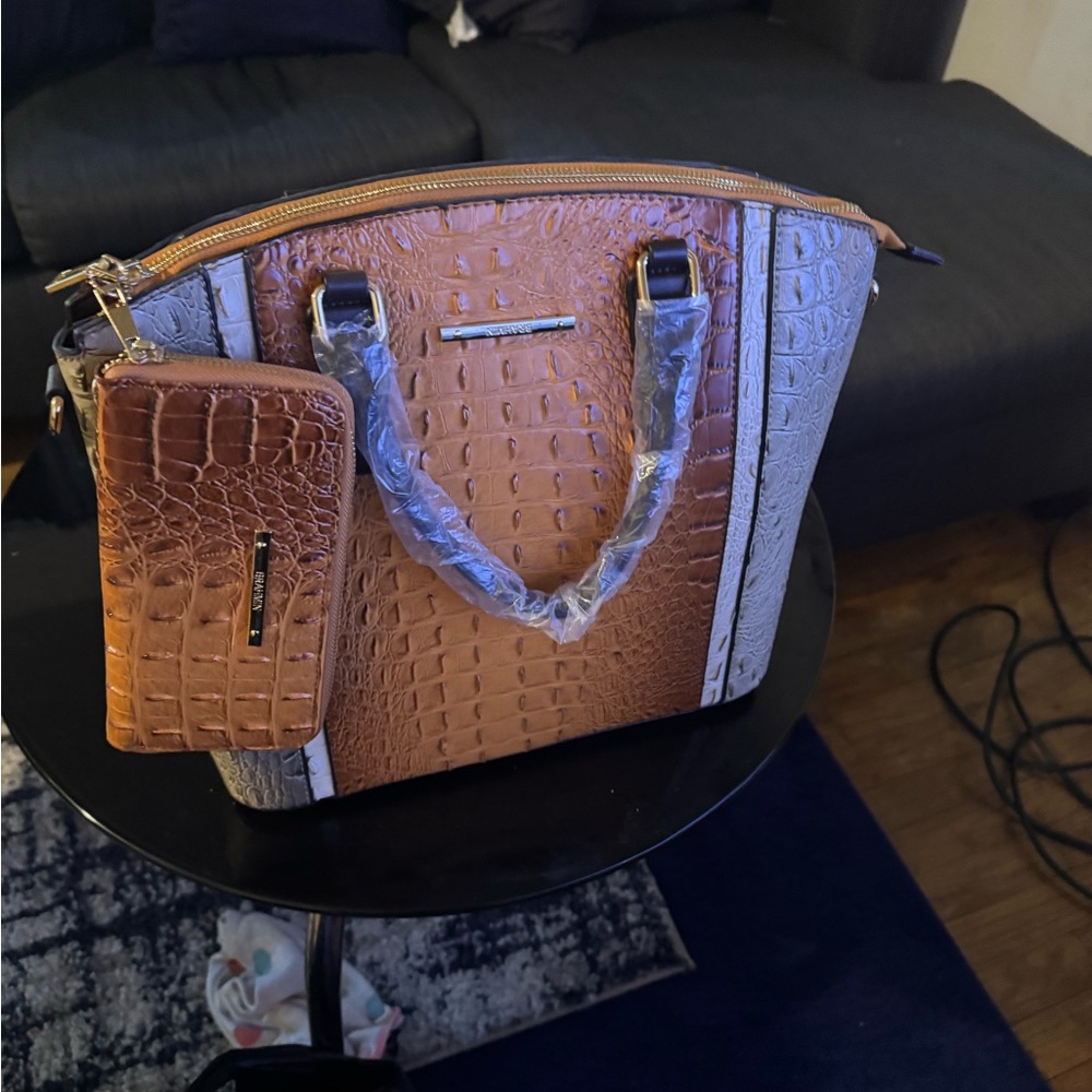 Elegant Brown and Gray Croc-Embossed Women's Bag Set